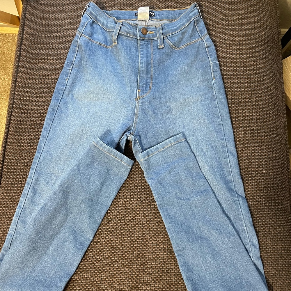 ✨3/15✨Fashion Nova High Rise Skinny Jeans